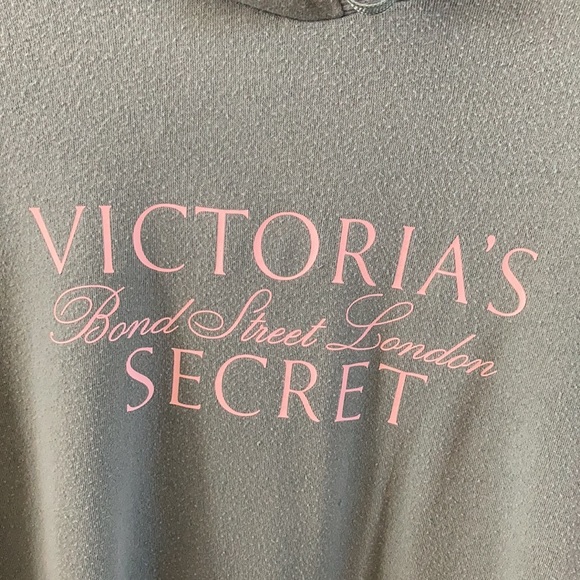 Victoria’s Secret Stretch Fleece Pullover Hoodie - Picture 2 of 10